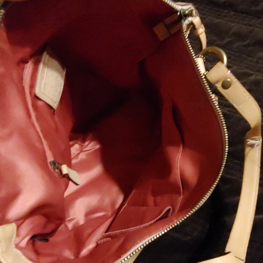 Coach purse - Picture 5 of 7